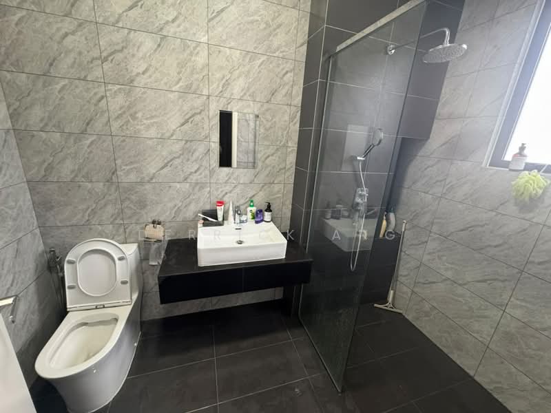 Semi-Detached House for Sale in Eco Ardence (Setia Alam) - Derrick Ang - Bathroom - PropertyGuru.com.my