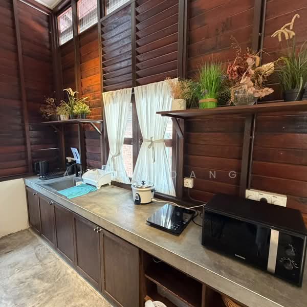 Rumah Banglo untuk Dijual di Jenjarom (Selangor) - Aiden Dang - Kitchen - PropertyGuru.com.my
