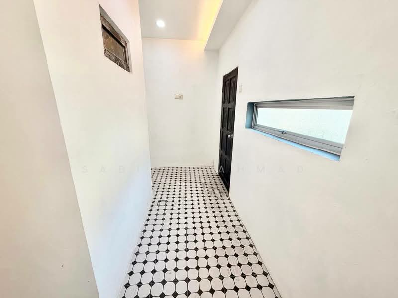 2-storey Terraced House for Sale in Kota Perdana (Seri Kembangan) - Sabirin Ahmad - Interior - PropertyGuru.com.my