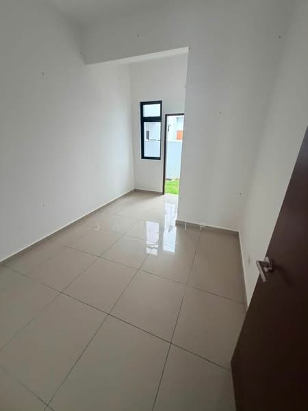 Rumah Teres 2 Tingkat untuk Disewa di Taman Dato Onn (Johor Bahru) - Jax Yip - PropertyGuru.com.my