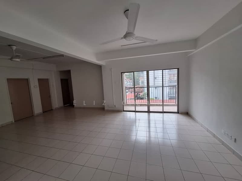 Townhouse for Sale in Batu Caves (Selangor) - Eliz Chan - Living Room - PropertyGuru.com.my