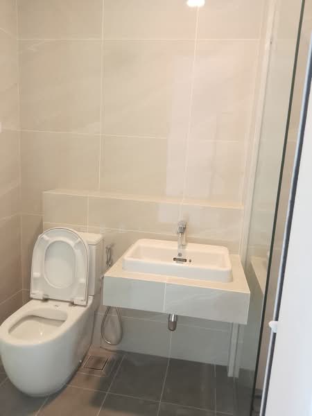 Condominium for Rent at Codrington Residence - Abby Woo - Bathroom - PropertyGuru.com.my