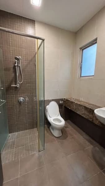 Semi-Detached House for Rent in Duta Tropika (Batu) - Sasha Goh - Bathroom - PropertyGuru.com.my