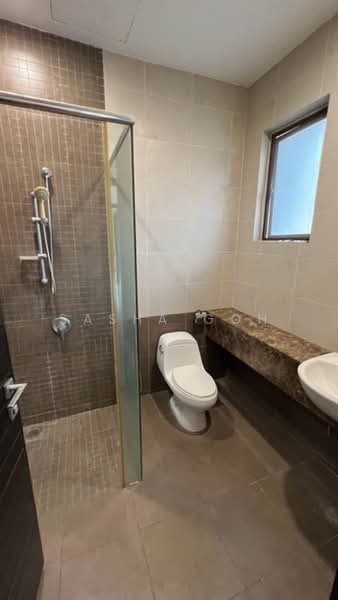 Semi-Detached House for Rent in Duta Tropika (Batu) - Sasha Goh - Bathroom - PropertyGuru.com.my