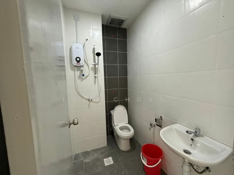 Kondominium untuk Disewa di Damai Vista - Even Chong - Bathroom - PropertyGuru.com.my