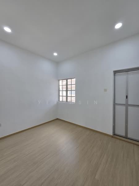 Rumah Teres 2 Tingkat untuk Dijual di Bandar Putra (Kulai) - Yee Hsin - PropertyGuru.com.my