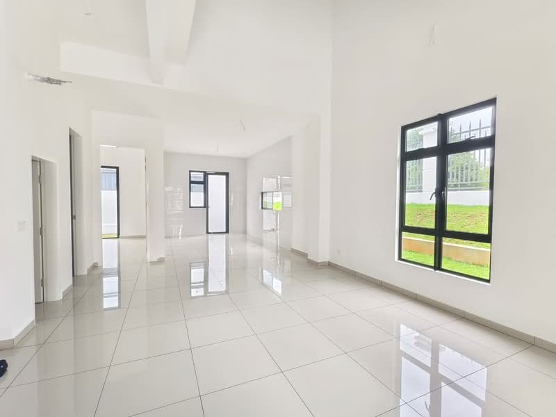 Rumah Teres 2 Tingkat untuk Dijual di Taman Ekoflora (Johor Bahru) - Winson Lim - Living Room - PropertyGuru.com.my