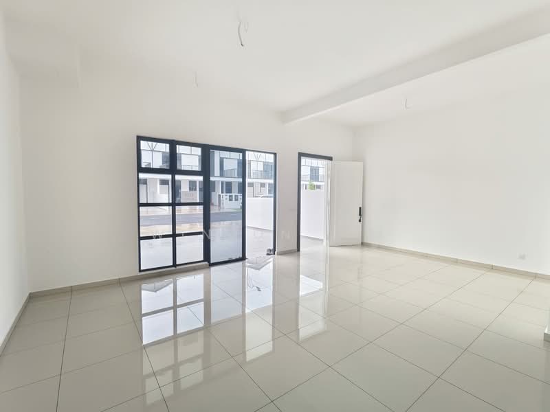 Rumah Teres 2 Tingkat untuk Dijual di Taman Ekoflora (Johor Bahru) - Winson Lim - Living Room - PropertyGuru.com.my