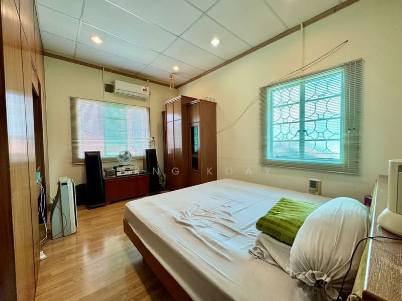 Semi-Detached House for Sale in Pulau Tikus (Penang) - Ping Koay - Bedroom - PropertyGuru.com.my