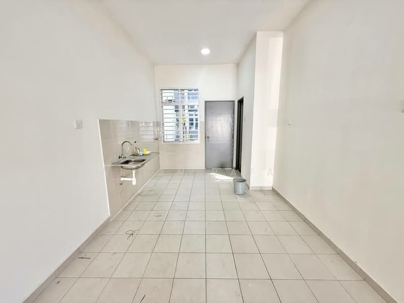 Terraced House for Sale in Port Dickson (Negeri Sembilan) - Farhan Rafael - Kitchen - PropertyGuru.com.my