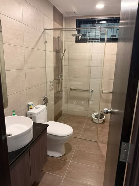 Service Residence for Sale at Molek Regency - Pei Yee - Bathroom - PropertyGuru.com.my