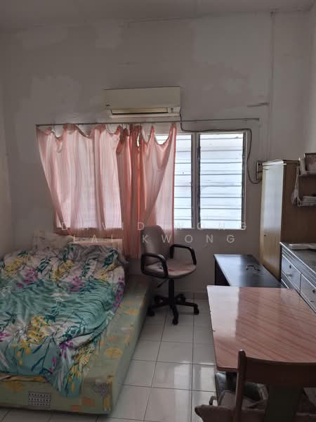 Rumah Teres 1 Tingkat untuk Dijual di Seksyen 22 (Petaling Jaya) - David Wong Lai Kwong - Bedroom - PropertyGuru.com.my