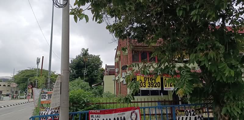 Rumah Teres 2 Tingkat untuk Dijual di Taman Desa (Kuala Lumpur) - Kimberly Yang - Exterior - PropertyGuru.com.my