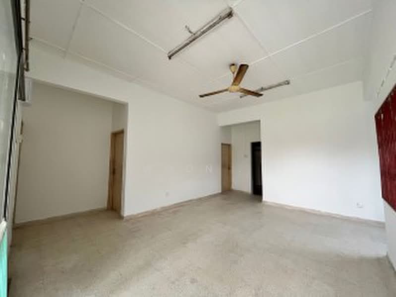 Bungalow for Rent in Taman Kelemak Jaya (Alor Gajah) - Woon . - PropertyGuru.com.my