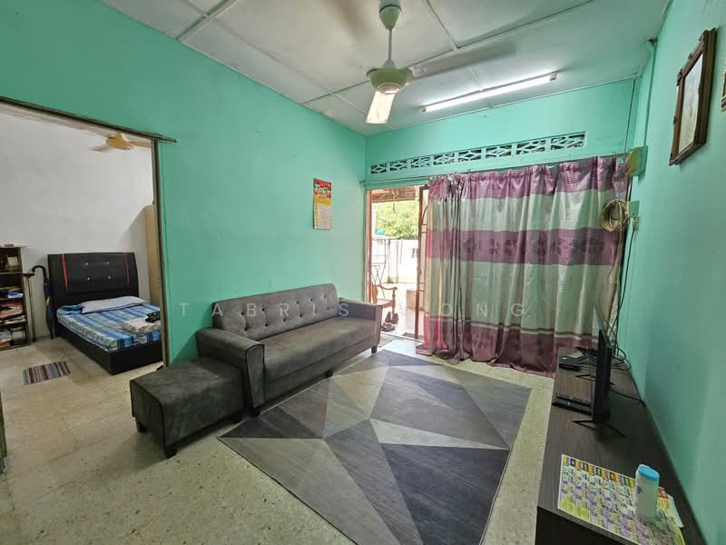Rumah Teres 1 Tingkat untuk Dijual di Taman Sentosa (Klang) - Tabris Wong - Living Room - PropertyGuru.com.my
