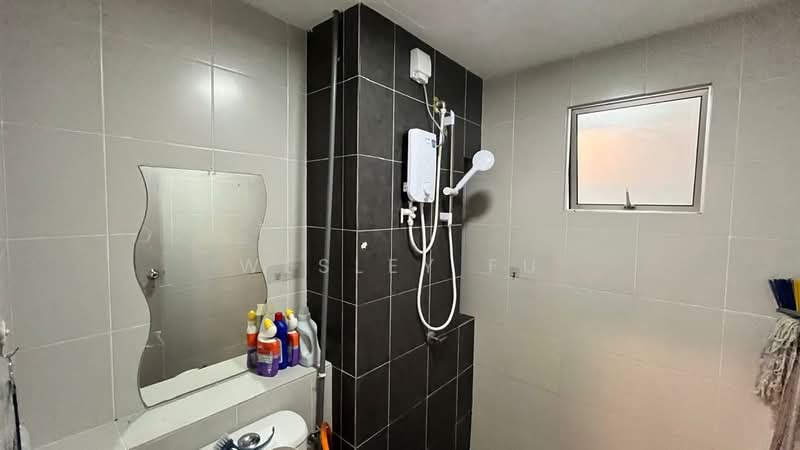 Apartment for Rent at D'Cerrum Apartment - Wesley Fu - Bathroom - PropertyGuru.com.my