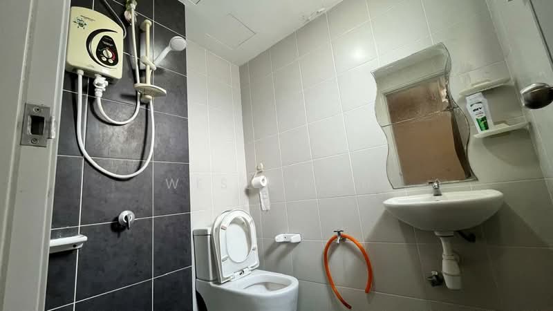 Apartment for Rent at D'Cerrum Apartment - Wesley Fu - Bathroom - PropertyGuru.com.my