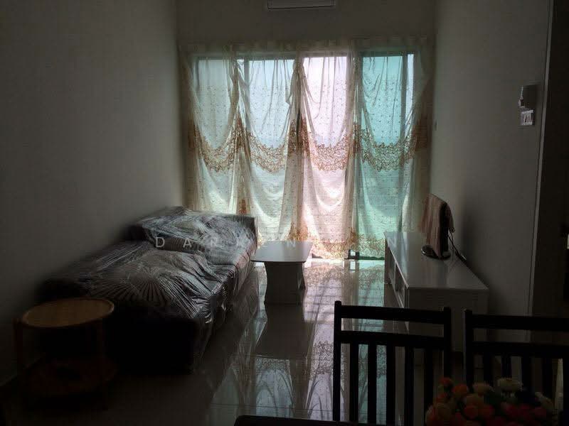Servis Apartment untuk Disewa di D'Pulze Cyberjaya - Darren Tan - Living Room - PropertyGuru.com.my