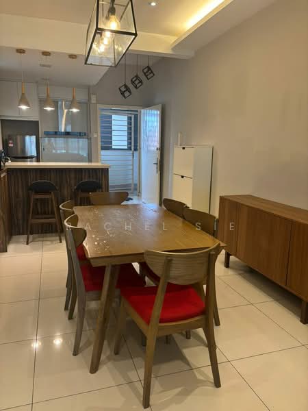 Condominium for Rent at Sri Putramas III / Royal Regent - Rachel Sie - Dining Room - PropertyGuru.com.my