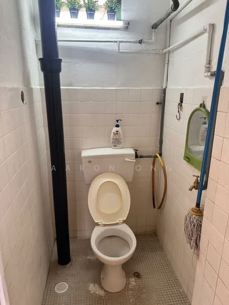 Flat for Rent at Seksyen 10 Wangsa Maju - Aaron Ong - Bathroom - PropertyGuru.com.my