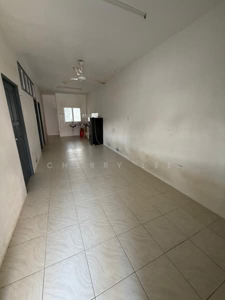 Kedai / Pejabat untuk Disewa di Kota Padawan (Kuching) - Cherry Lee - PropertyGuru.com.my