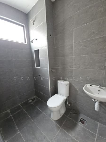 Terraced House for Sale in Taman Pulai Bestari (Skudai) - Grace Cheong - Bathroom - PropertyGuru.com.my