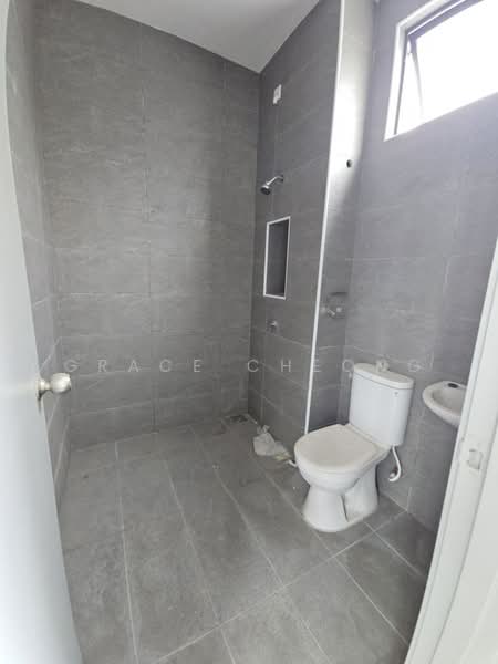 Terraced House for Sale in Taman Pulai Bestari (Skudai) - Grace Cheong - Bathroom - PropertyGuru.com.my