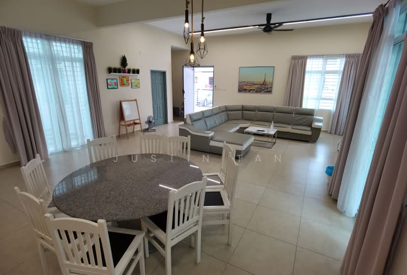 Semi-Detached House for Rent in Sepang (Selangor) - JUSTIN TAN - Living Room - PropertyGuru.com.my