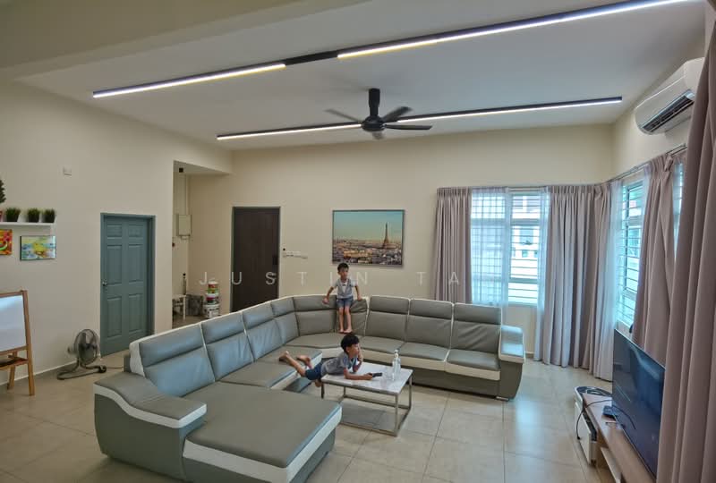 Semi-Detached House for Rent in Sepang (Selangor) - JUSTIN TAN - Living Room - PropertyGuru.com.my