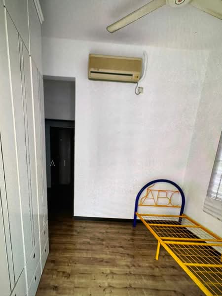 Condominium for Rent at Marina Tower (Ratu Mutiara) - Rainny Wong - Bedroom - PropertyGuru.com.my
