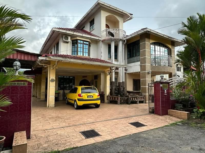 Rumah Banglo untuk Dijual di Kampung Jambu (Taiping) - Fatin . - Exterior - PropertyGuru.com.my