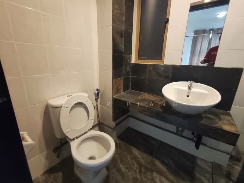 Servis Apartment untuk Disewa di Ritze Perdana 1 - Oscar Phang - Bathroom - PropertyGuru.com.my