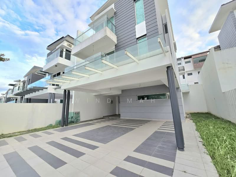 Semi-Detached House for Sale in Bandar Sri Damansara (Selangor) - Wind Mah - Exterior - PropertyGuru.com.my