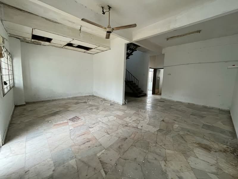 Rumah Teres 2 Tingkat untuk Disewa di Ayer Keroh (Melaka) - Woon . - Living Room - PropertyGuru.com.my