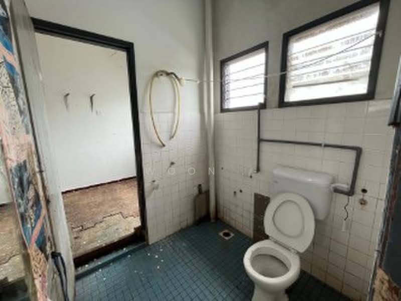 Rumah Teres 2 Tingkat untuk Disewa di Ayer Keroh (Melaka) - Woon . - Bathroom - PropertyGuru.com.my