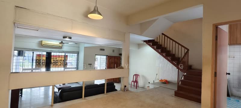 Rumah Teres 2 Tingkat untuk Dijual di Taman Desa (Kuala Lumpur) - Kimberly Yang - Living Room - PropertyGuru.com.my