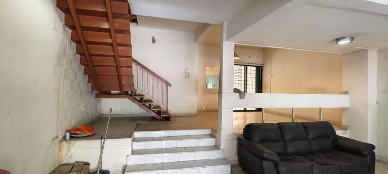 Rumah Teres 2 Tingkat untuk Dijual di Taman Desa (Kuala Lumpur) - Kimberly Yang - Living Room - PropertyGuru.com.my