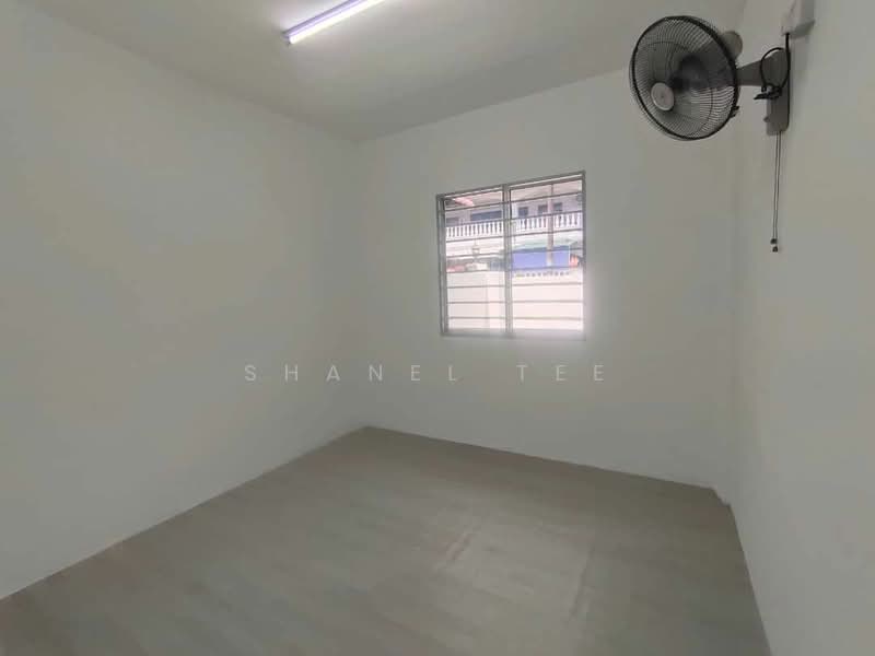 Rumah Teres 2 Tingkat untuk Dijual di Taman Kluang Barat (Kluang) - Shanel Tee - Interior - PropertyGuru.com.my