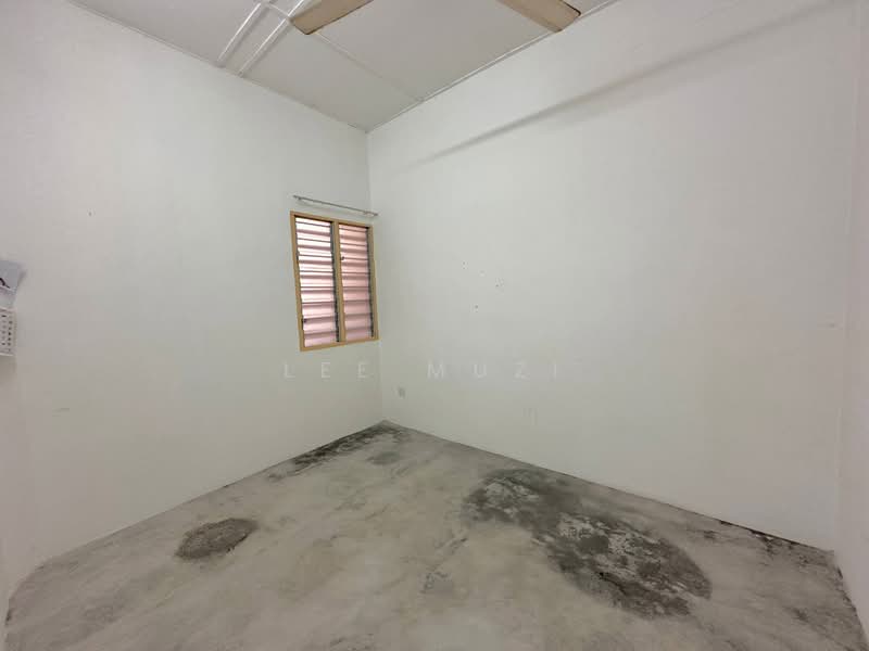 1-storey Terraced House for Sale in Seri Margosa (Ipoh) - Lee Muzi - Interior - PropertyGuru.com.my