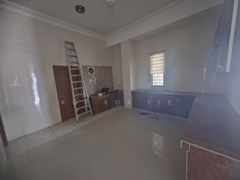 Rumah Teres 2.5 Tingkat untuk Disewa di Bandar Bukit Raja (Klang) - Kor Kok Tee - Kitchen - PropertyGuru.com.my