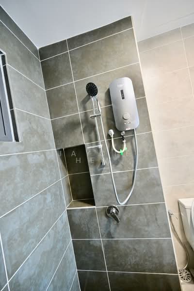 Service Residence for Rent at M Oscar - Jaycie Hew - Bathroom - PropertyGuru.com.my