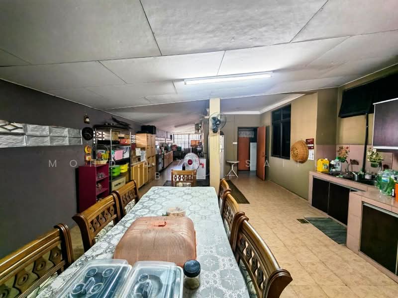 Rumah Banglo untuk Dijual di Bandar Rinching (Semenyih) - Mohd Aizat Saiful Bahri - Dining Room - PropertyGuru.com.my