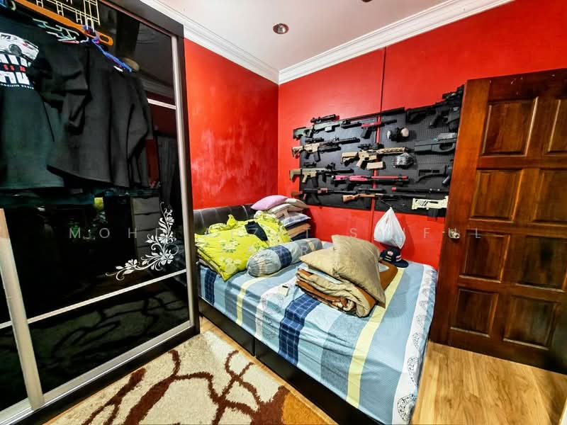 Rumah Banglo untuk Dijual di Bandar Rinching (Semenyih) - Mohd Aizat Saiful Bahri - Bedroom - PropertyGuru.com.my