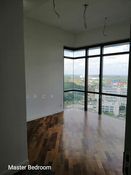 Kondominium untuk Dijual di Grand Medini - Jack Ching - Master Bedroom - PropertyGuru.com.my