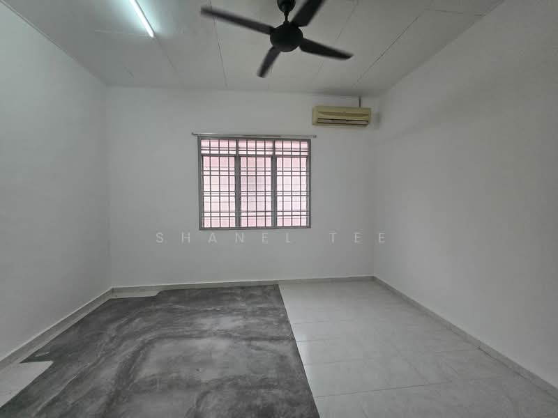 Rumah Teres 2 Tingkat untuk Dijual di Taman Sri Kluang (Kluang) - Shanel Tee - Interior - PropertyGuru.com.my