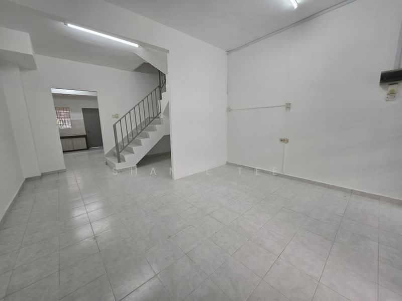 Rumah Teres 2 Tingkat untuk Dijual di Taman Sri Kluang (Kluang) - Shanel Tee - Interior - PropertyGuru.com.my