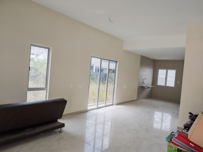 2-storey Terraced House for Sale in Bukit Sungai Long 2 (Bandar Sungai Long) - Yuki Ng - Living Room - PropertyGuru.com.my
