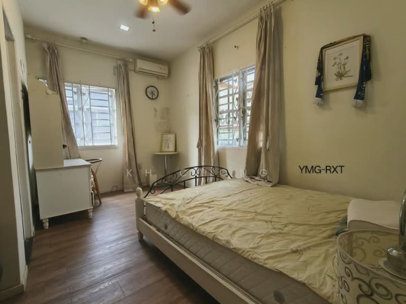 Rumah Teres untuk Dijual di Seksyen 32, Kemuning Green Ville (Shah Alam) - KH Chong - Bedroom - PropertyGuru.com.my