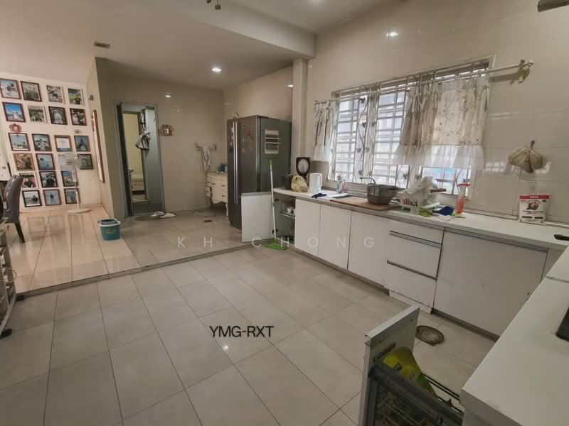 Rumah Teres untuk Dijual di Seksyen 32, Kemuning Green Ville (Shah Alam) - KH Chong - Kitchen - PropertyGuru.com.my