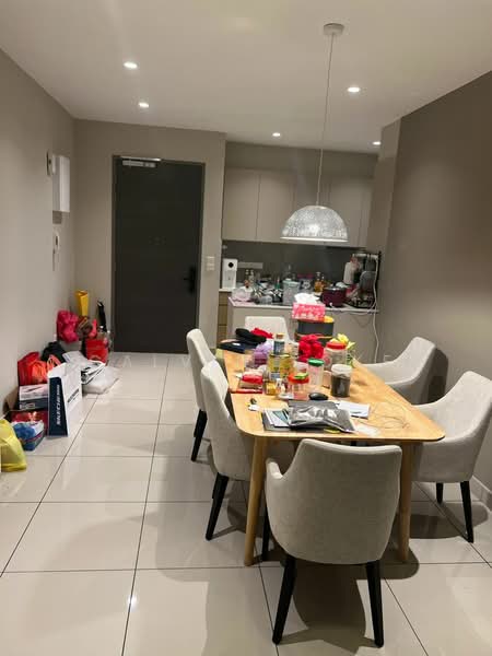 Servis Apartment untuk Disewa di Akasa - Calvin Loke - Dining Room - PropertyGuru.com.my